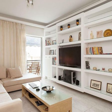 Elegant Athenian Apartment Bagian luar foto