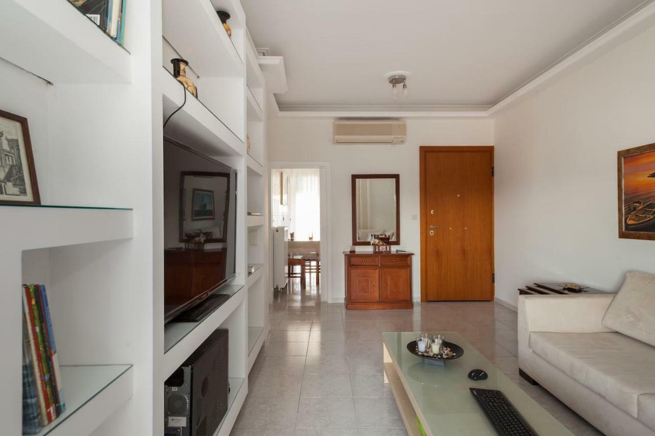 Elegant Athenian Apartment Bagian luar foto
